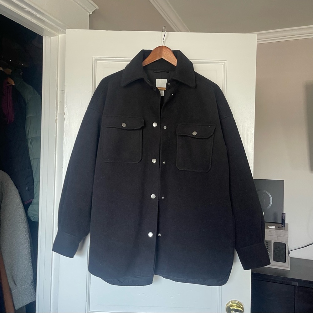 H&M BLACK JACKET